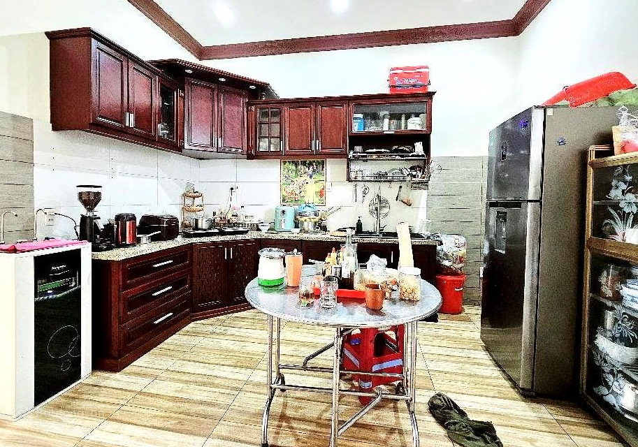 Bán gấp nhà mặt tiền Dương Đình Hội, Phước Long B, TP Thủ Đức, 15.5tỷ